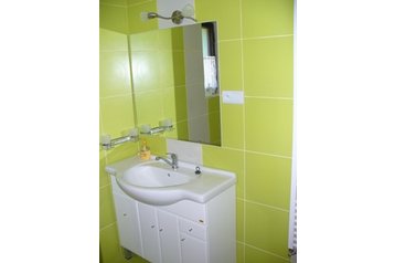 Eslovaquia Privát Komjatná, Exterior
